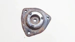 Nissan Sunny Supporto di montaggio della molla elicoidale 