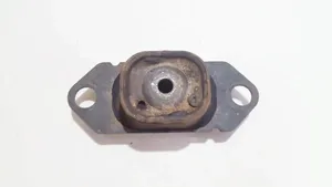 Renault Clio II Supporto di montaggio del motore 8200042455