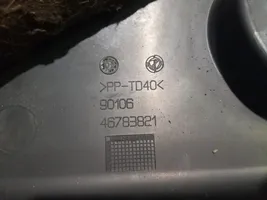 Lancia Lybra Couvercle cache moteur 46783821