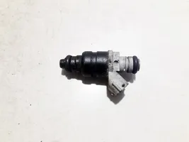 Mitsubishi Colt Injecteur de carburant mr988977