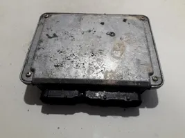 Opel Vectra B Dzinēja vadības bloks 0281010271