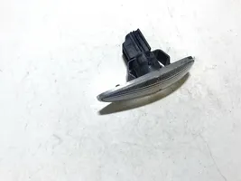 Volvo S60 Front fender indicator light 8658944