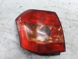 Toyota Corolla E120 E130 Lampy tylnej klapy bagażnika 