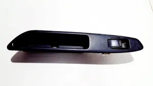 Subaru Forester SG Interrupteur commade lève-vitre 