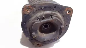 Nissan Qashqai+2 Mocowanie sprężyny amortyzatora 54320jd00b