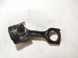 Volvo V50 Piston avec bielle 619