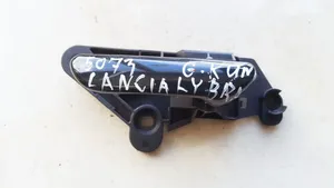 Lancia Lybra Takaoven sisäkahva 