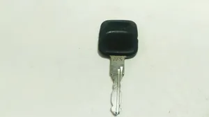 Audi 100 S4 C4 Aizdedzes atslēga / karte aksah