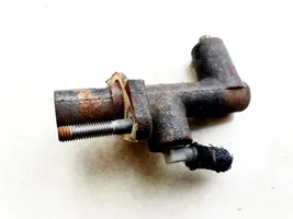 Mazda 323 Główny cylinder sprzęgła 