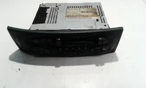 Renault Megane I Unité principale radio / CD / DVD / GPS 7700426412