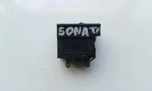 Hyundai Sonata Headlight level height control switch 