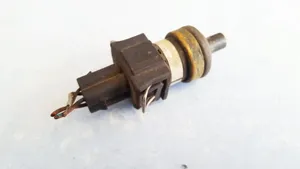 Audi A4 S4 B5 8D Kühlmitteltemperatur Sensor Fühler Geber 058919501a