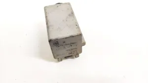 Opel Zafira B Coolant fan relay 13178656