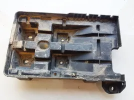 Volvo S40, V40 Support boîte de batterie 864204