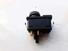 Ford Escort Przycisk / Przełącznik ogrzewania szyby przedniej / czołowej 86AG18C621