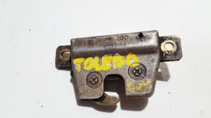 Seat Toledo I (1L) Blocco/chiusura/serratura del portellone posteriore/bagagliaio 321827506A