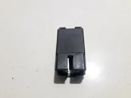 Mitsubishi Galant Other relay E8T101