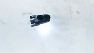 Hyundai Trajet Fuel Injector clamp holder 