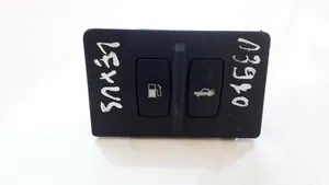 Lexus IS 220D-250-350 Przełącznik / Przycisk otwierania klapy bagażnika 15A990