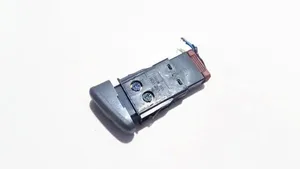 Honda HR-V Przycisk / Przełącznik ogrzewania szyby przedniej / czołowej s50m17071