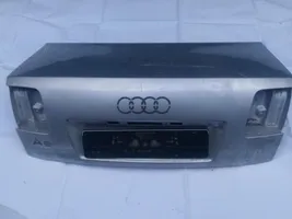 Audi A8 S8 D3 4E Takaluukun/tavaratilan kansi sidabrine