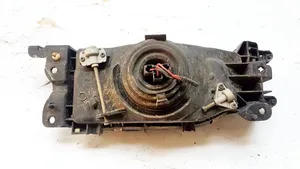 Mazda 323 Lampa przednia 11061247