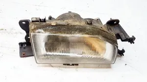 Mazda 323 Lampa przednia 11061247