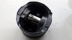 Peugeot 406 Piston 8531