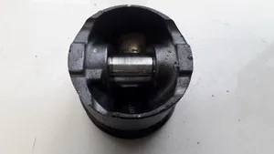 Peugeot 406 Piston 15217