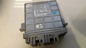 Opel Vectra B Sterownik / Moduł ECU 90464735ka