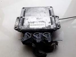 Renault Laguna II Calculateur moteur ECU 0281011101