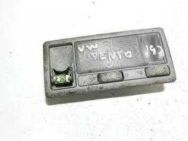 Volkswagen Golf III Illuminazione sedili anteriori 1h0959855b