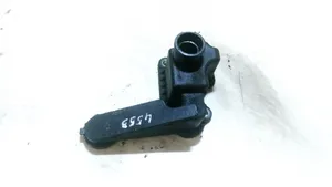 Audi 80 90 S2 B4 Sfiato/tubo di sfiato/tubo flessibile 048103772b