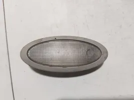 Lancia Lybra Lampka podsufitki tylna 717680000