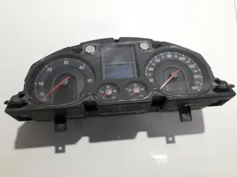 Volkswagen PASSAT B6 Compteur de vitesse tableau de bord a2c53117396