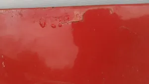 Mazda 121 Konepelti raudona