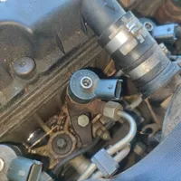 Peugeot 307 Injecteur de carburant 0445110076