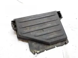 Opel Corsa C Air filter box 13140089