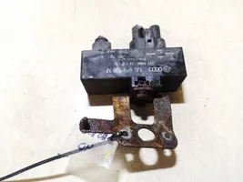 Volkswagen Polo Coolant fan relay 1j0919506m