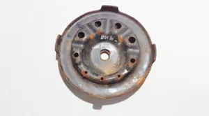 Toyota Carina T210 Supporto di montaggio della molla elicoidale out910d