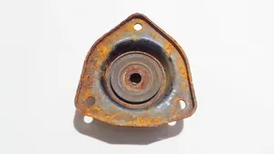 Nissan Sunny Supporto di montaggio della molla elicoidale 5532050y10