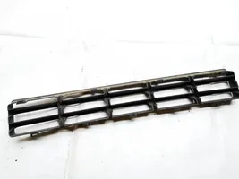 Volkswagen Golf IV Grille inférieure de pare-chocs avant 7m5854687a