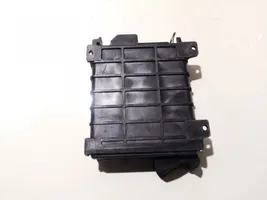 Audi 80 90 B2 Variklio valdymo blokas 811906264a