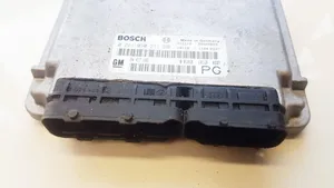 Opel Vectra B Sterownik / Moduł ECU 0281010271