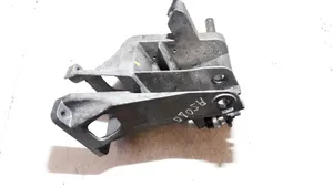 Mercedes-Benz Sprinter W901 W902 W903 W904 Engine mounting bracket 9012900419