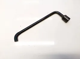 Volkswagen PASSAT B5 Wheel nut wrench 