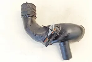 Honda CR-V Air intake hose/pipe 