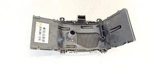 Audi A6 S6 C5 4B Consola de plástico de la palanca de cambios 4b071311