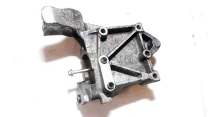 Rover 25 Engine mounting bracket ylu103040