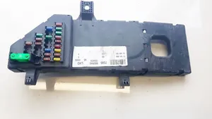 Opel Vectra C Fuse box set 13181984